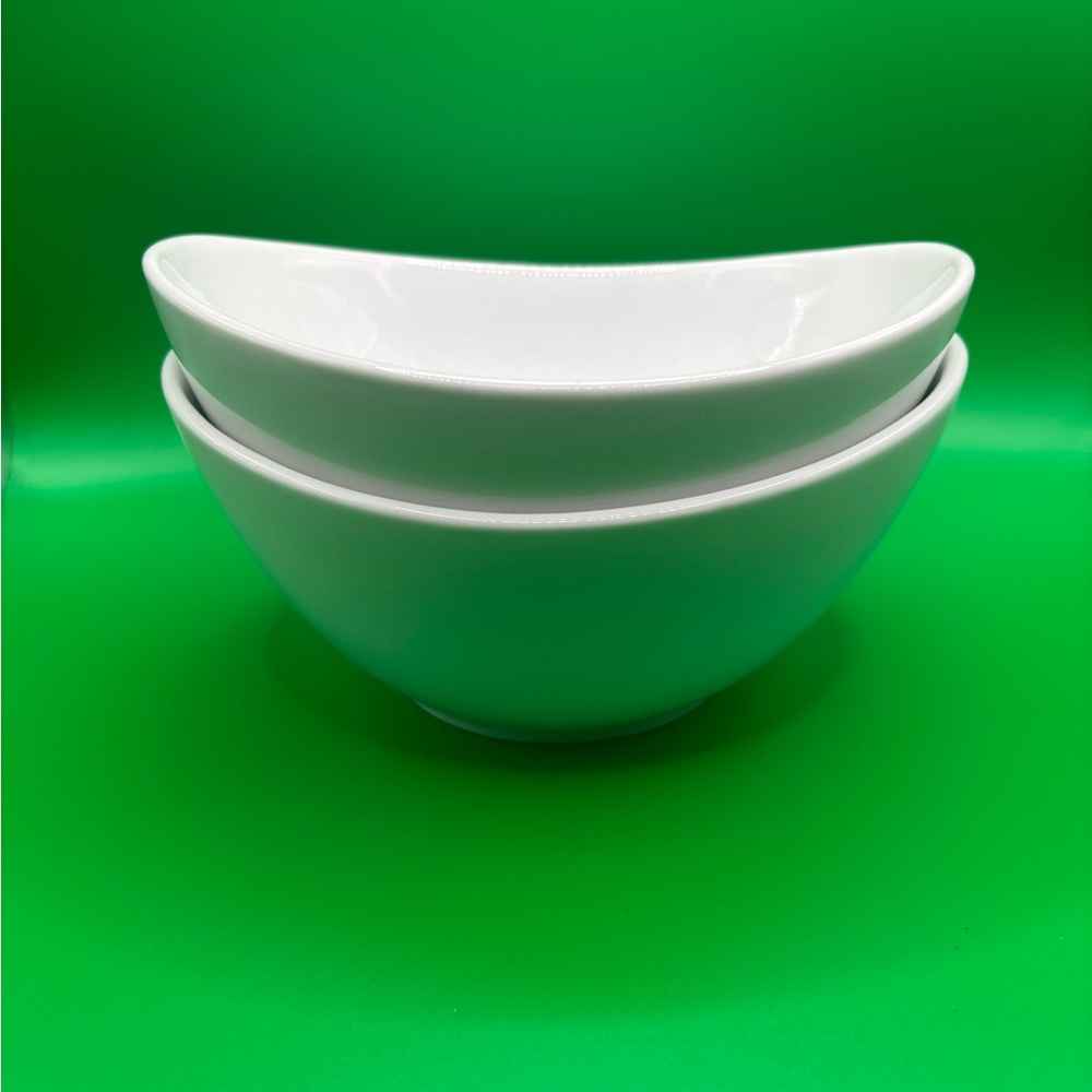Sur La Table Set 2 White Porcelain Ramen Cereal Oval Serving Bowls